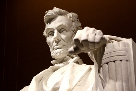 Abraham Lincoln foi um político norte-americano. 16° presidente dos Estados Unidos, posto que ocupou de 4 de março de 1861 até seu assassinato em 15 de abril de 1865