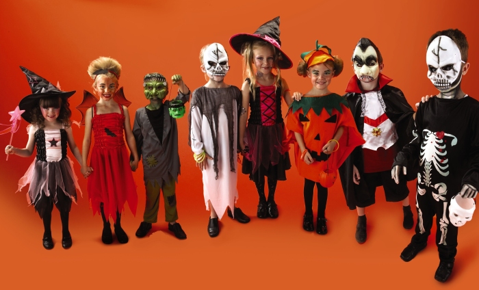Halloween com as fantasias da Amazon fantasia infantis